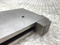 ワイヤーカットバイス