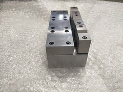 放電加工機用治具