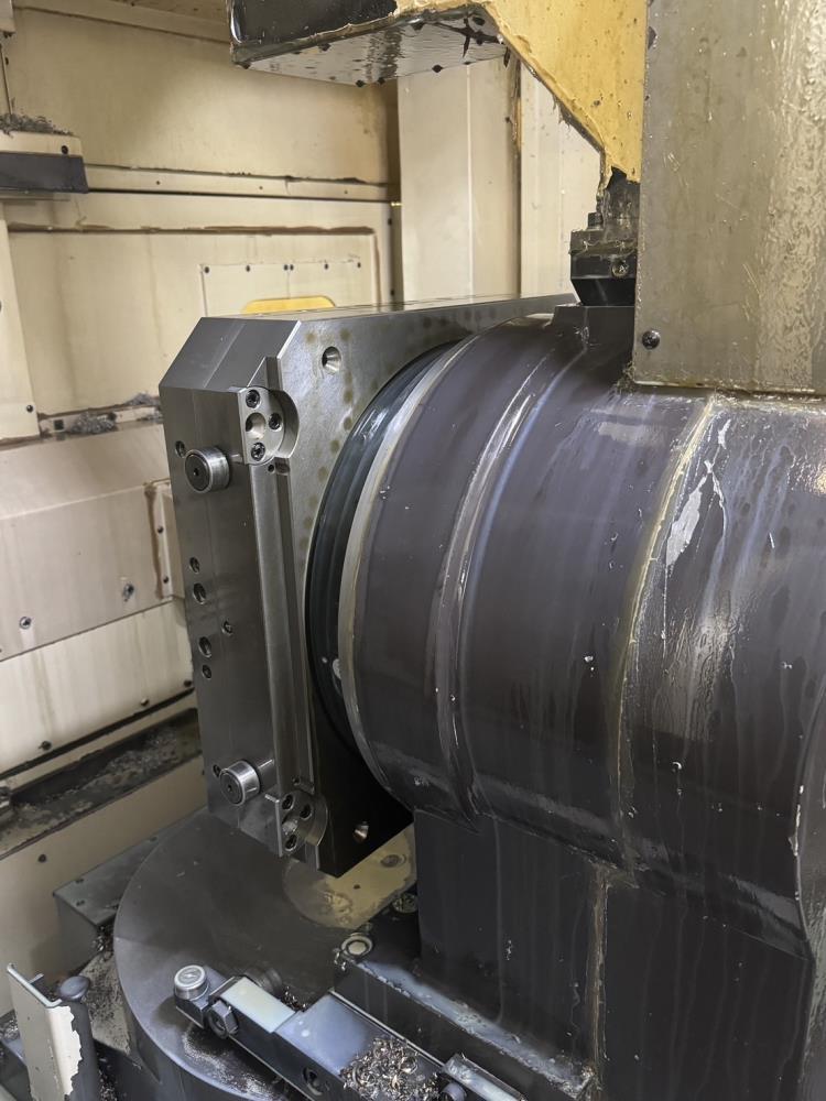 安田工業 横マシニング YBM-6Ti-50RPC