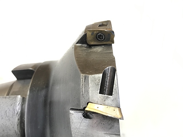 サンドビック フェイスミル 880-220372R3003