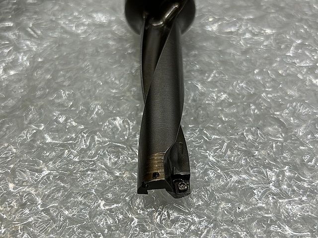 サンドビック スローアウェイドリル 880-D1800L25-04