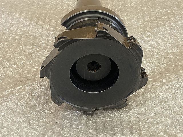 サンドビック フェイスミル R390-125Q40-17M