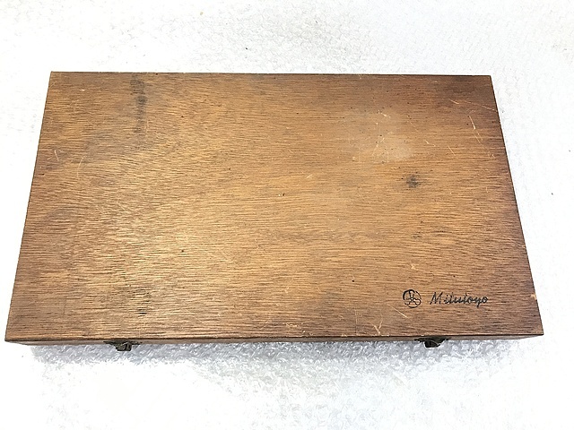 ミツトヨ 外側マイクロメーター M810-225