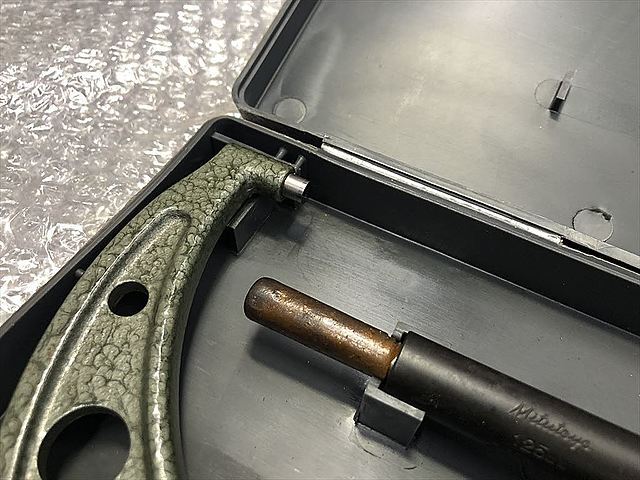 ミツトヨ 外側マイクロメーター OM-150(103-142A)