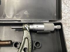 ミツトヨ 外側マイクロメーター OM-150(103-142A)