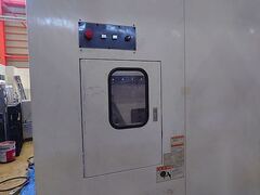 ヤマザキマザック 立型マシニングセンター VTC-200B