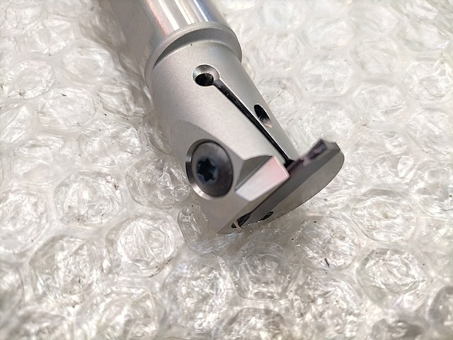 三菱マテリアル ボーリングバイトホルダー GYAR20K90A D06