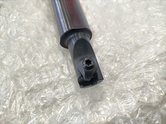 京セラ ボーリングバイトホルダー GIVL1620-1A