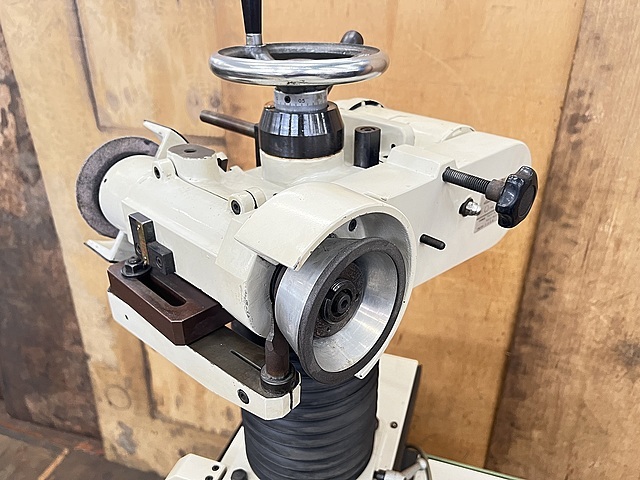 伊藤製作所 工具研削盤 DP-620