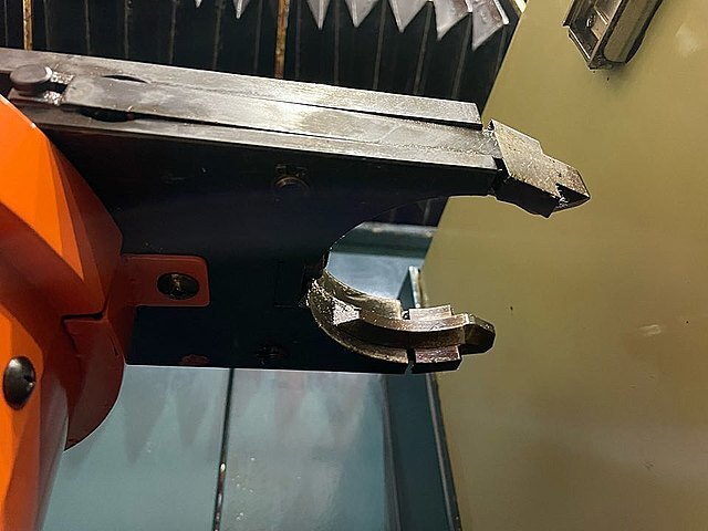 倉敷機械 門型マシニングセンター KMV-130Z