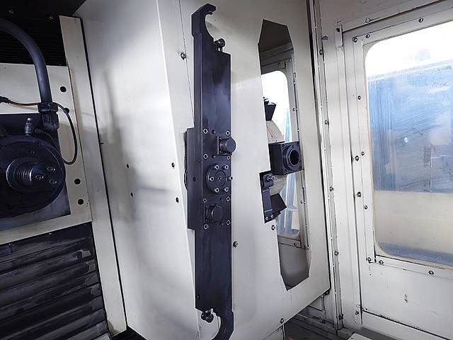 宇都宮製作所 NC工具研削盤 TGR-200