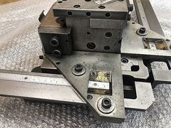富士機工 セットプレス金型