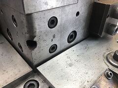 富士機工 セットプレス金型