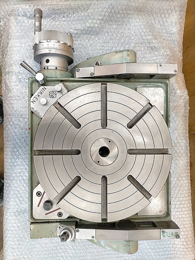 日研 万能割出傾斜円テーブル NST-300