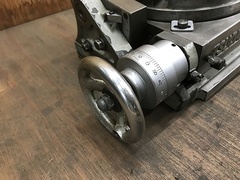 津田駒 傾斜円テーブル TT-200