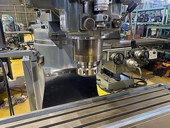牧野フライス製作所 ラム型フライス KVJP-55