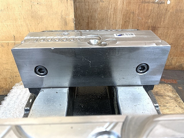 津田駒 油圧バイス VH-200