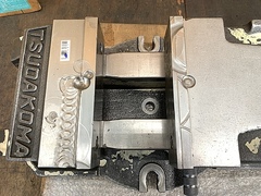 津田駒 油圧バイス VH-200