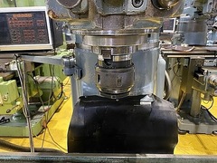 牧野フライス製作所 ラム型フライス KVJP-55