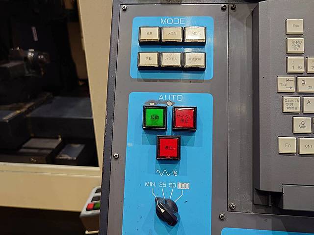 牧野フライス製作所 NC工具研削盤 CNS3