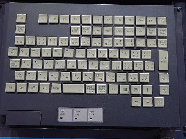 牧野フライス製作所 NC工具研削盤 CNS3