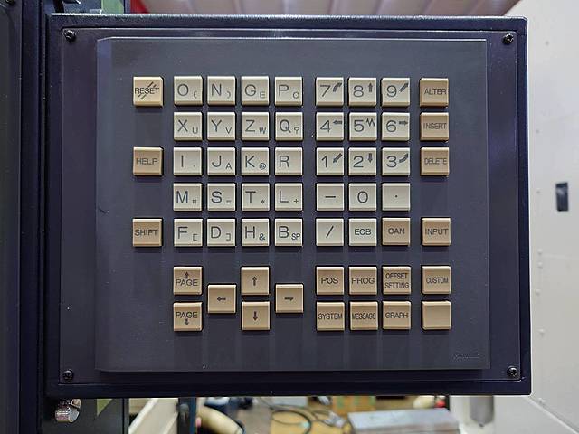 牧野フライス製作所 NC工具研削盤 CNS3