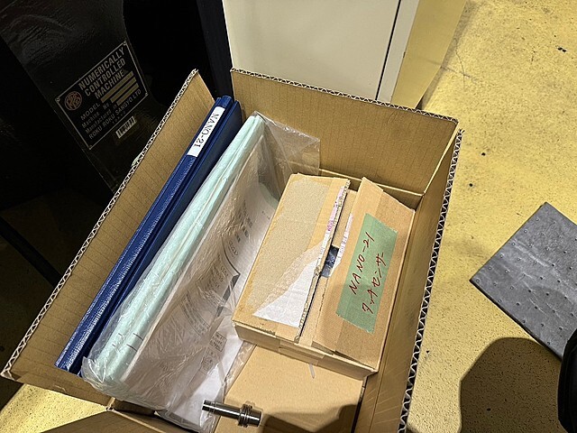 碌々産業 立型マシニングセンター NANO-21