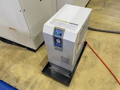 牧野フライス製作所 立型マシニングセンター V77