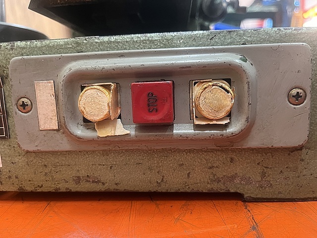 飯田鐵工所 工具研削盤 GT-200FR
