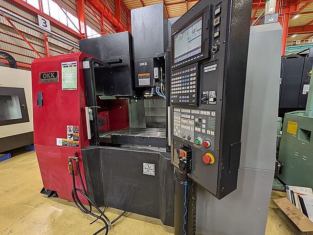 OKK 立型マシニングセンター VC51