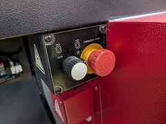 OKK 立型マシニングセンター VC51
