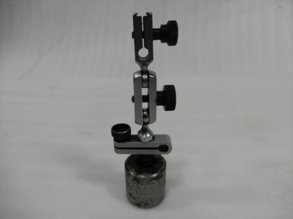 ー ユニバーサル　マグネットスタンド マグネット部φ30mm　全高H126mm