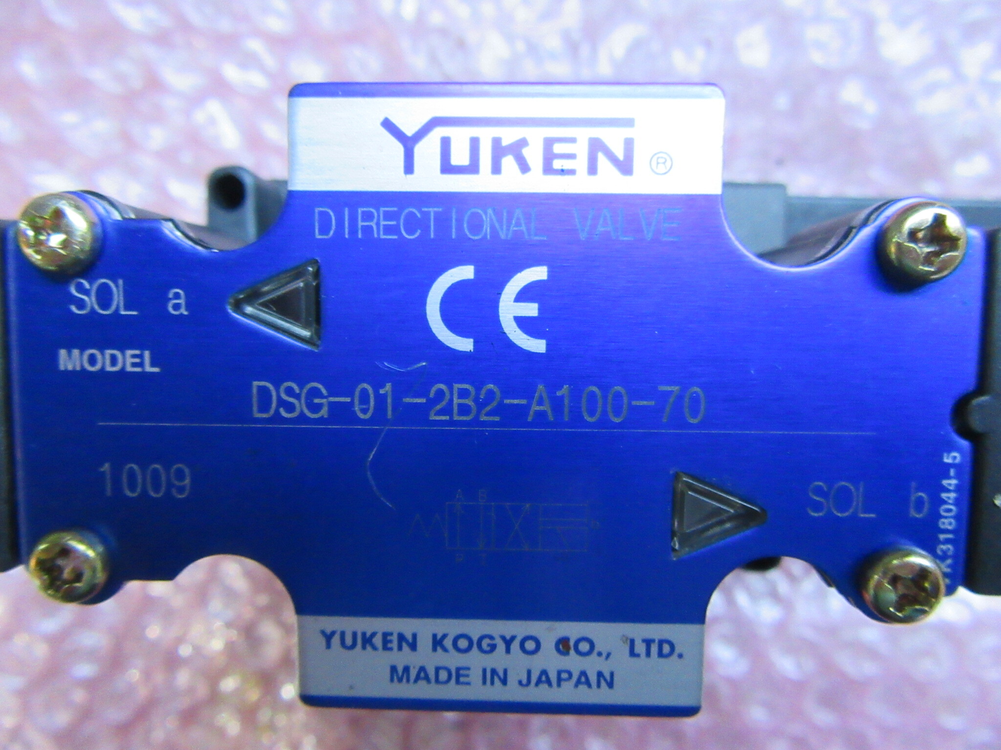 油研工業/YUKEN KOGYO 電磁切替弁 DSG-01-2B2-A100-70