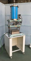 ミカド エアープレス MKP200TD