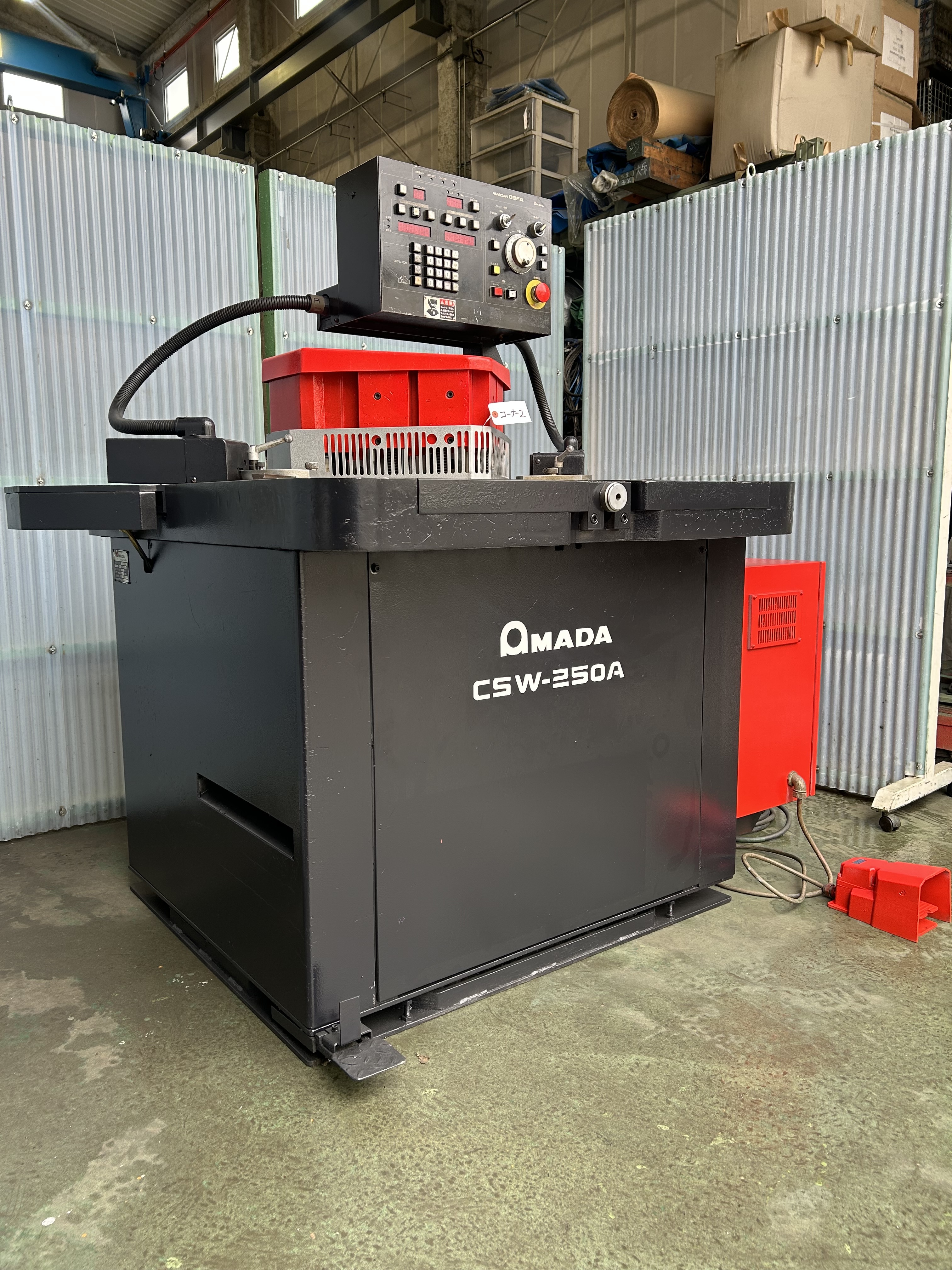 アマダ コーナーシャー CSW250A