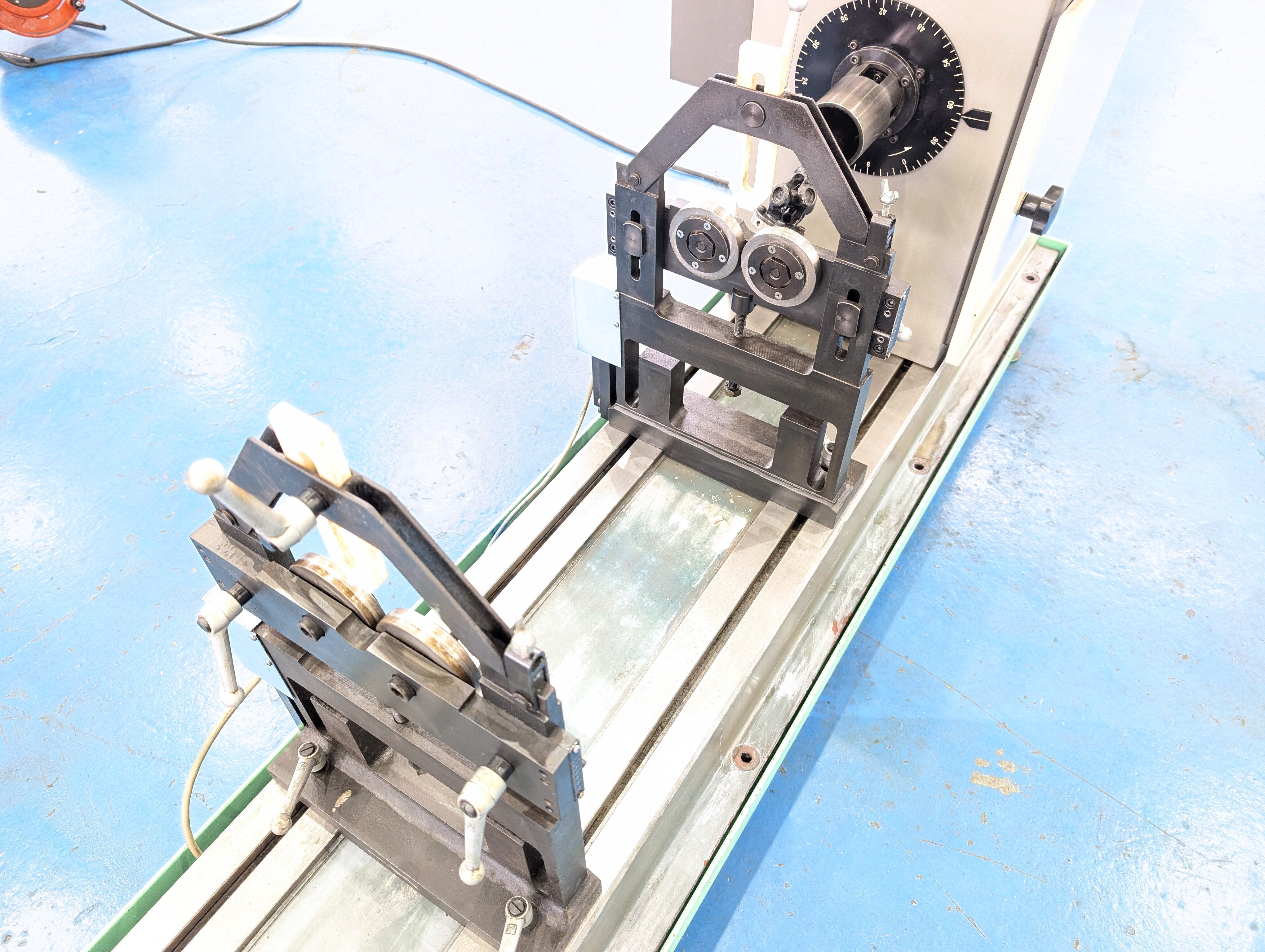 明石製作所 バランシングマシン FH-416