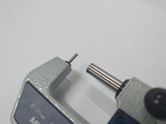MITUTOYO｜ミツトヨ 棒球面デジタルマイクロメータ BMB1-25DM