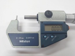 MITUTOYO｜ミツトヨ 棒球面デジタルマイクロメータ BMB1-25DM