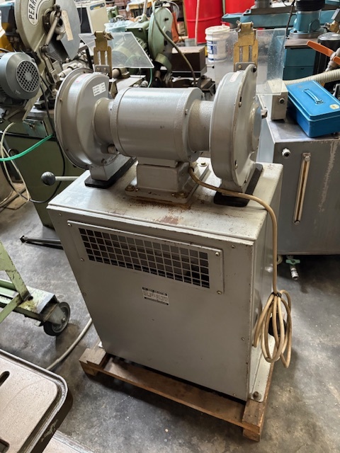 【稼動品】淀川電機製作所 両頭グラインダーFG-205S ベンチグラインダー 電動工具 グラインダー 淀川電機製作所 両頭グラインダー(集塵機付) FG-205T | マシンライフ