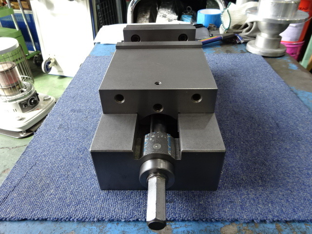 ナベヤ(ERON) ロックタイトバイス