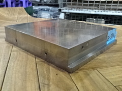 KANETEC｜カネテック	 永磁チャック（マイクロピッチ） RMWH-ED2020