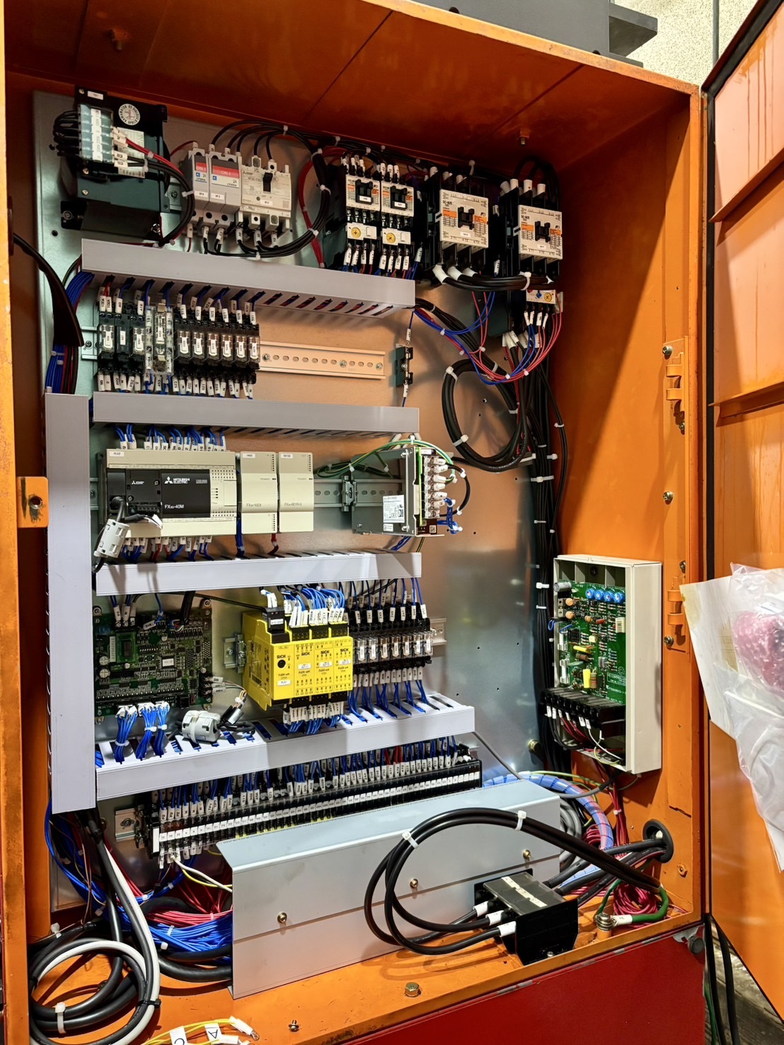 アマダ 110Tリンクプレス TPL-110