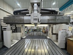 オークマ 門型マシニングセンター MCR-A5C