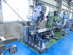 牧野フライス製作所 ラム型フライス KVP-55
