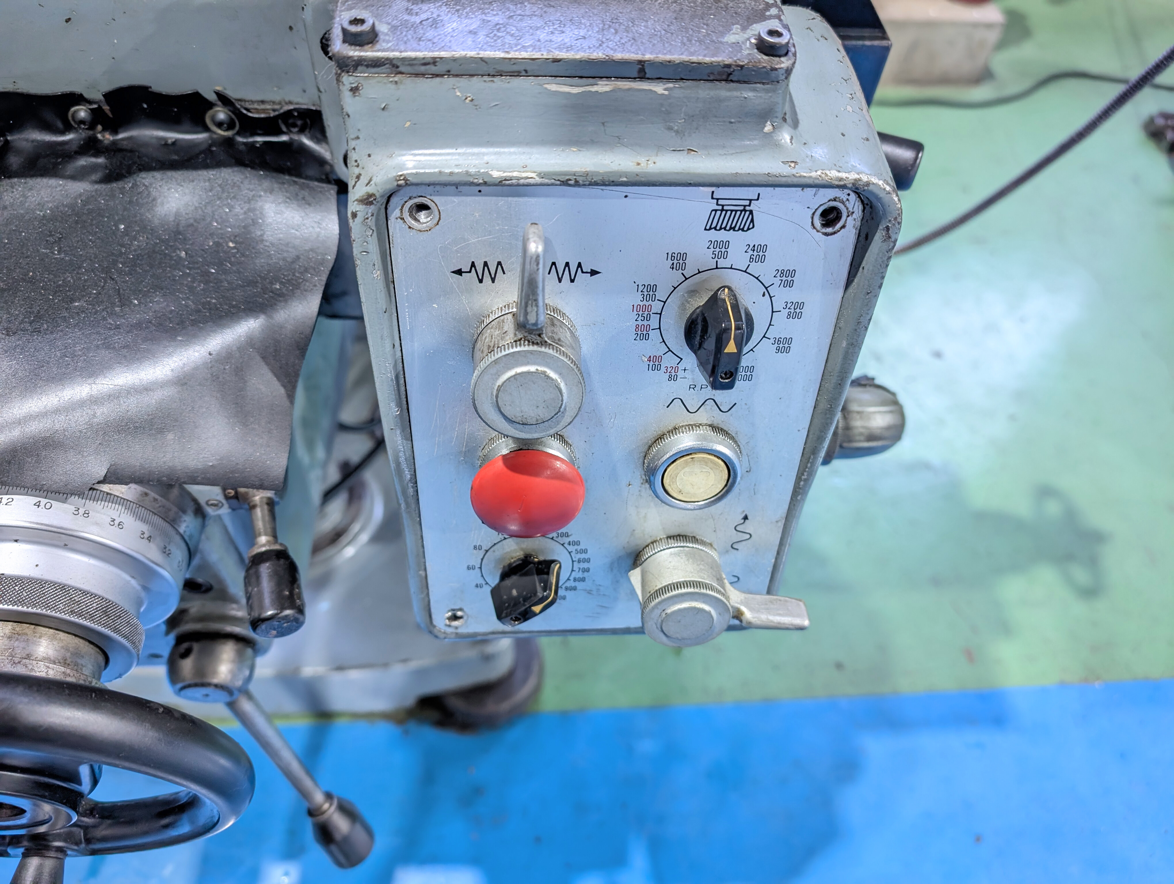 牧野フライス製作所 ラム型フライス KVP-55