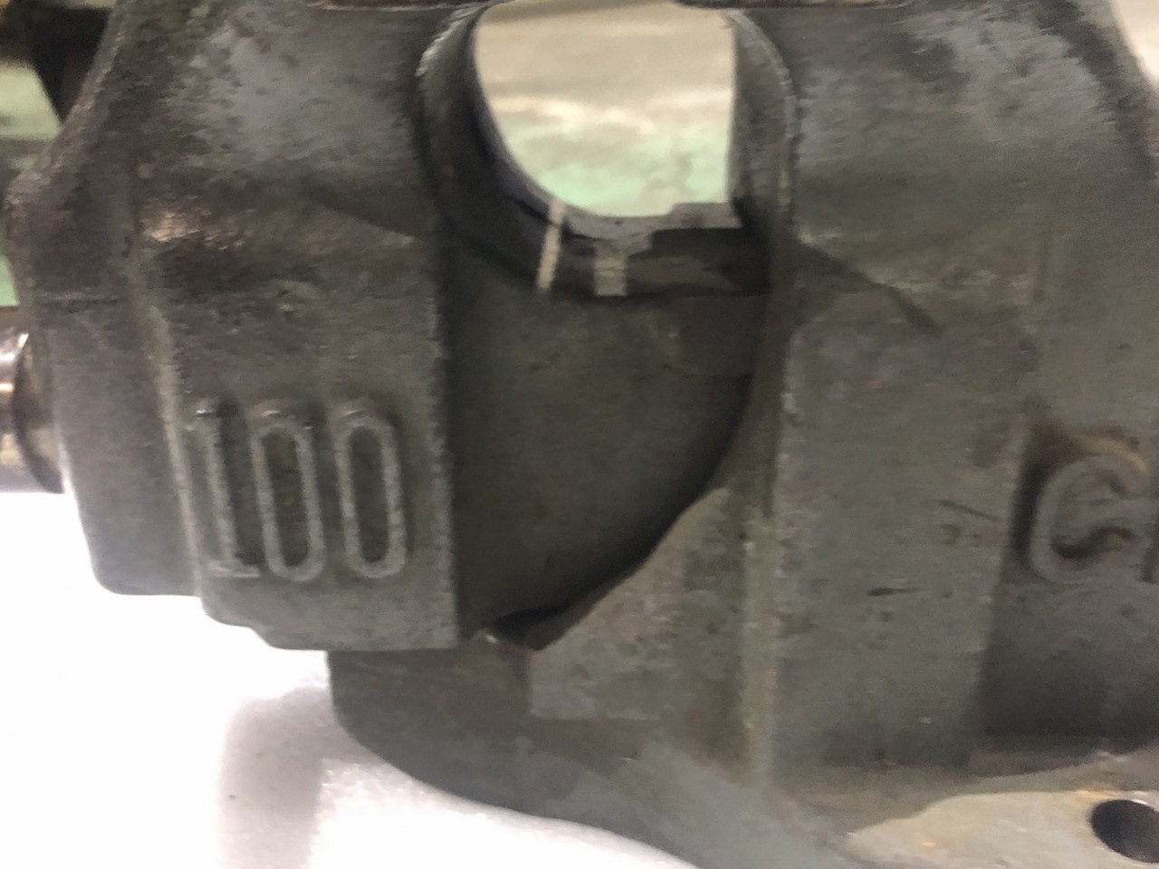 CMC 万力バイス 口幅100mm